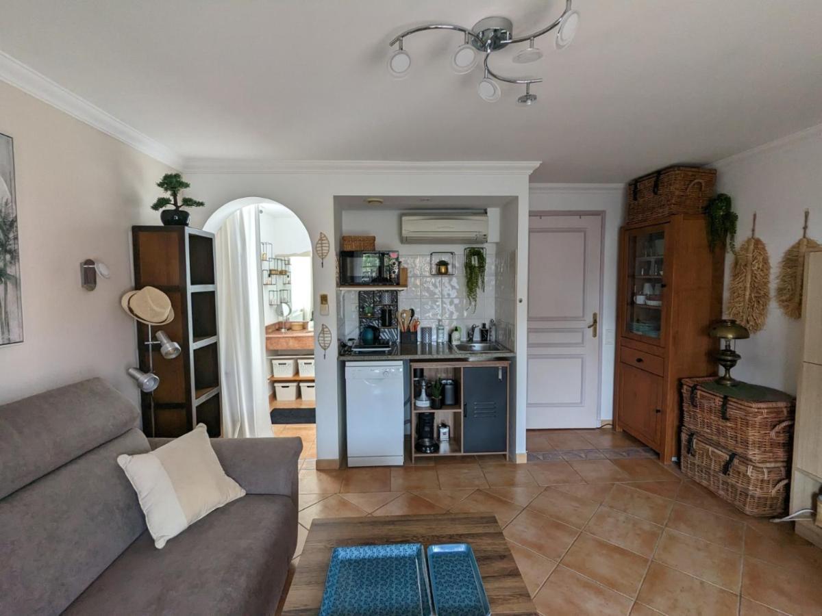 L'Instant Mer - Bord De Mer - Studio Avec Grand Jardin A La Capte Hyeres Exterior photo