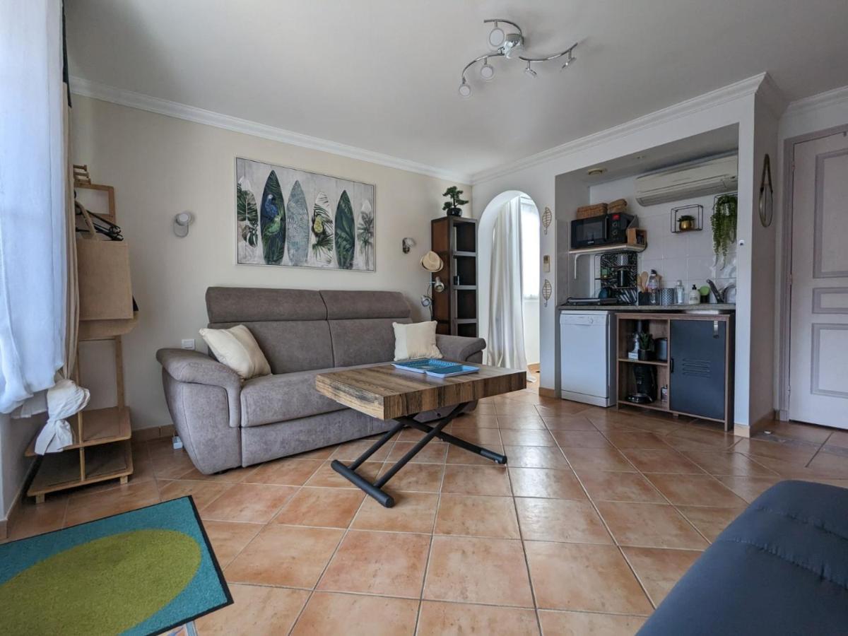 L'Instant Mer - Bord De Mer - Studio Avec Grand Jardin A La Capte Hyeres Exterior photo